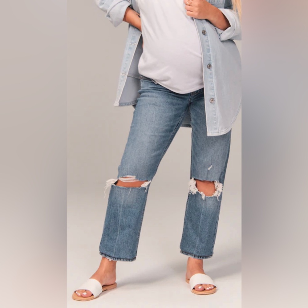 Like new Abercrombie Maternity Jeans 31 R